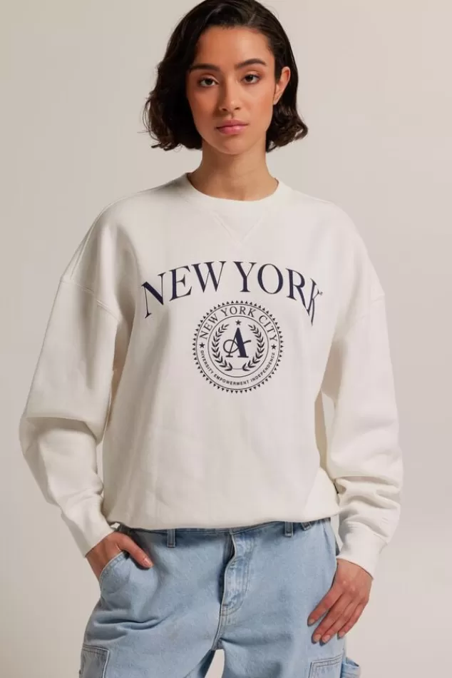 Truien & Vesten | Sweaters & hoodies<America Today Sweater Salomé Lightgreymelange | Offwhite